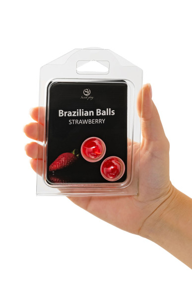 Набор из 2 шариков с массажным маслом Brazilian Balls с ароматом клубники Набор из 2 шариков с массажным маслом Brazilian Balls с ароматом клубники