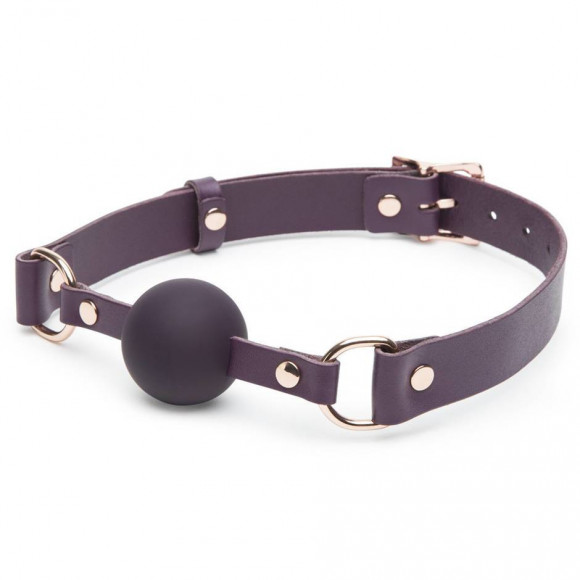 Фиолетовый кляп-шар Cherished Collection Leather Ball Gag Фиолетовый кляп-шар Cherished Collection Leather Ball Gag