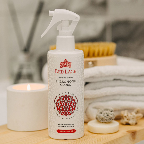 Мист для тела и белья с феромонами Red Lace Pheromone Cloud - 250 мл.